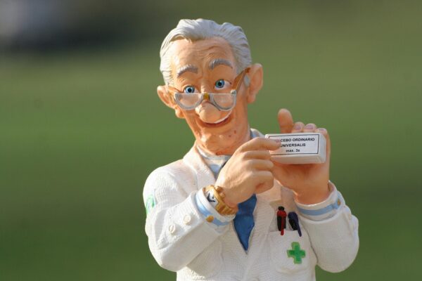 Pharmaceutical Cost of Goods Explained: Key Factors and Industry Impact