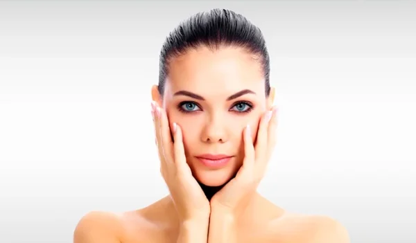 Best Aesthetic Clinics in dubai for Full-Face Rejuvenation with Sculptra